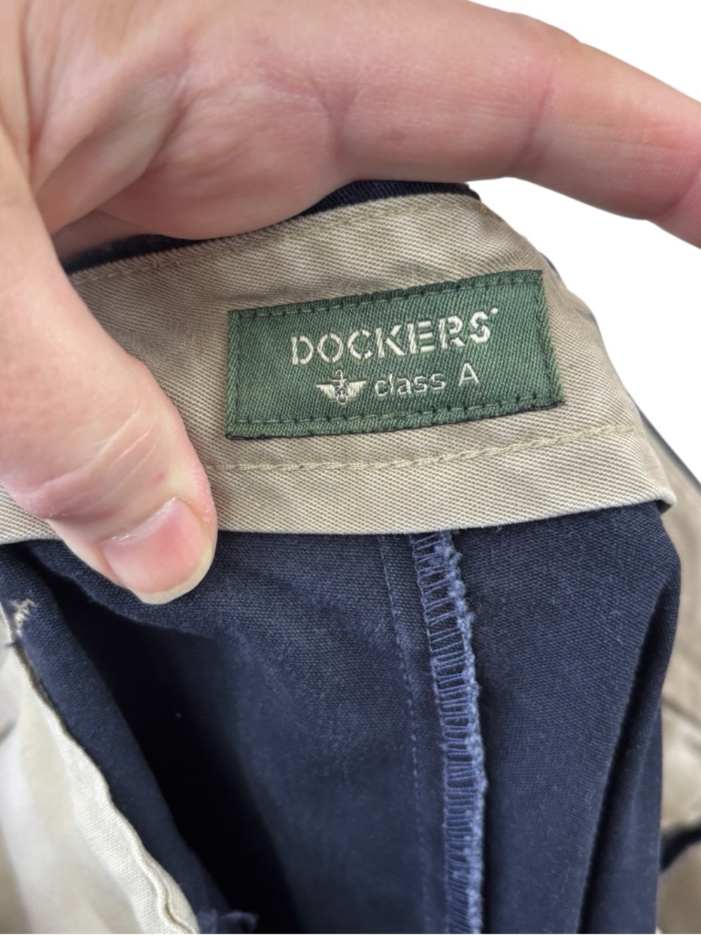 Dockers Men's black pleated chinos, size 38/34, vintage, office, dressy, casual - Picture 8 of 10